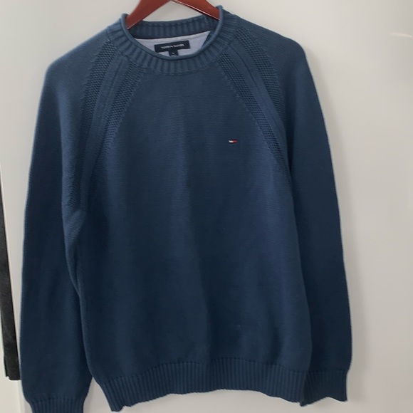 Tommy Hilfiger Size Medium 100% Cotton Sweater in blue VGUC. - Picture 3 of 13